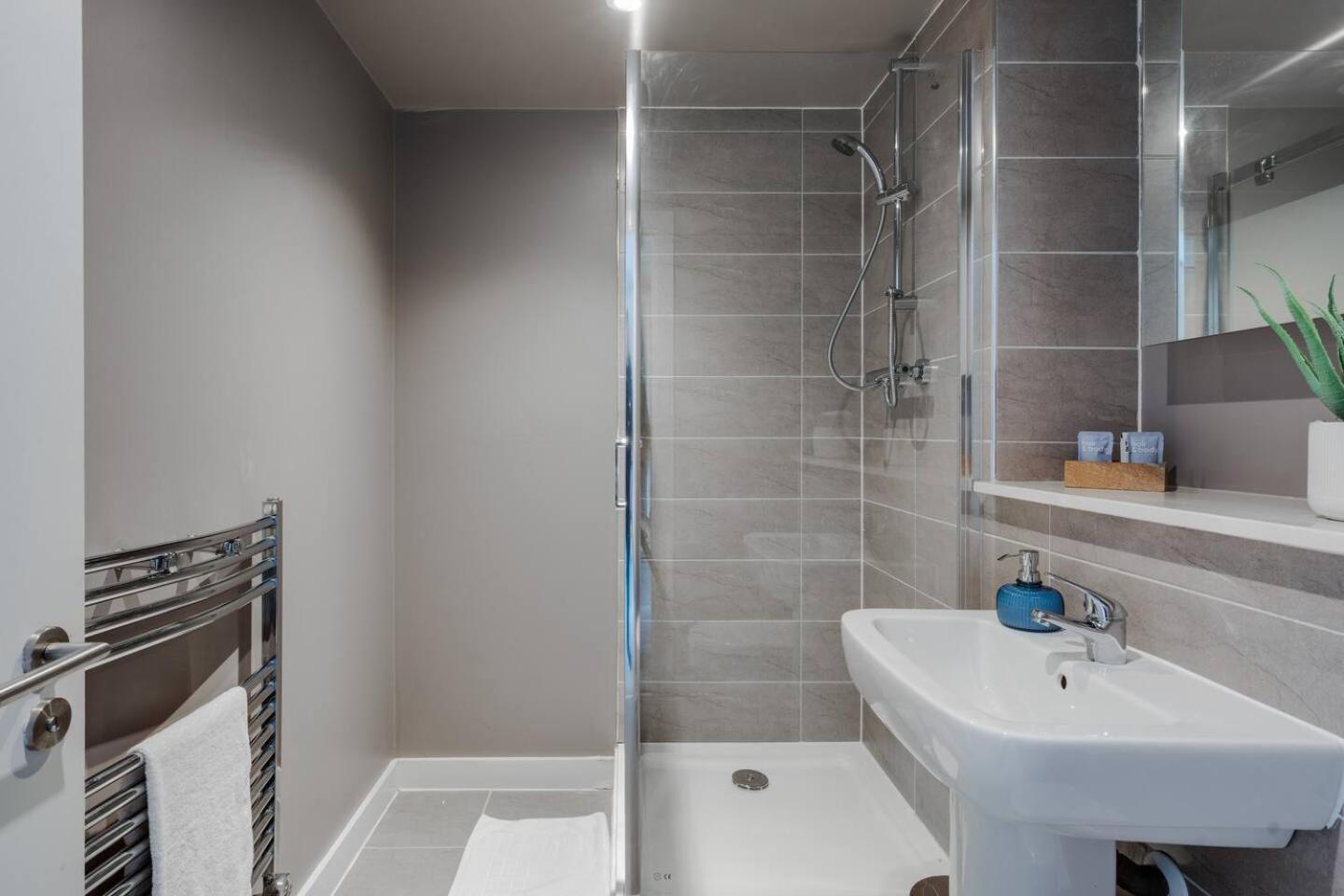Pass The Keys 38 Lydia - Chavasse 1 Bed Julliet Balcony