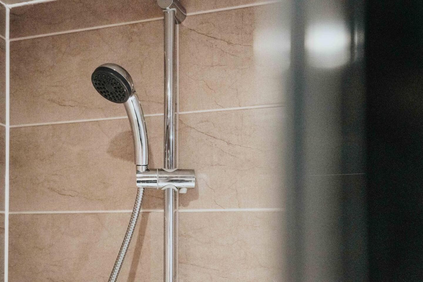 Pass The Keys 38 Lydia - Chavasse 1 Bed Julliet Balcony Apartment Liverpool