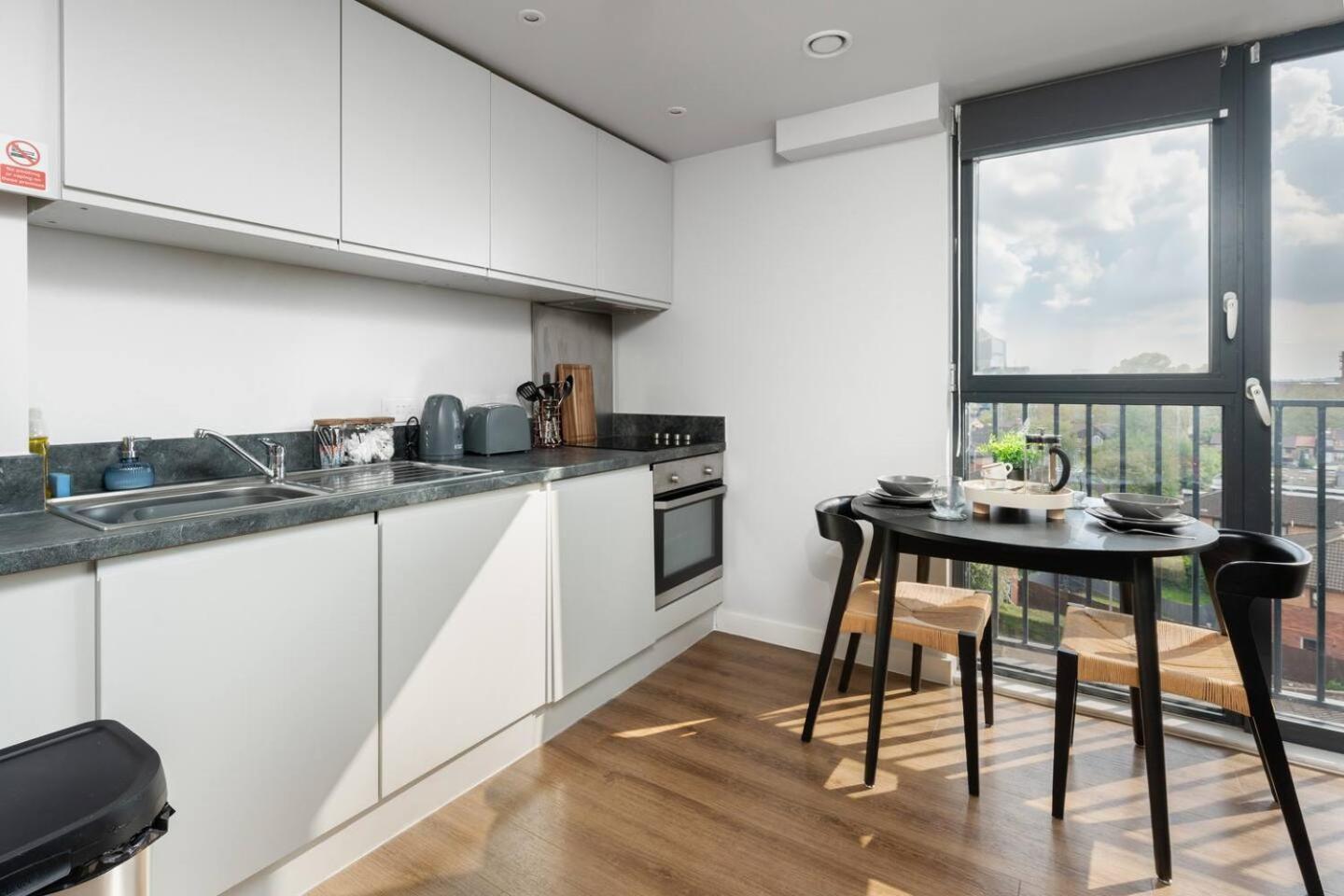 Apartment Pass The Keys 38 Lydia - Chavasse 1 Bed Julliet Balcony *